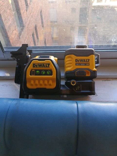 DeWalt Dcl34030 Laser