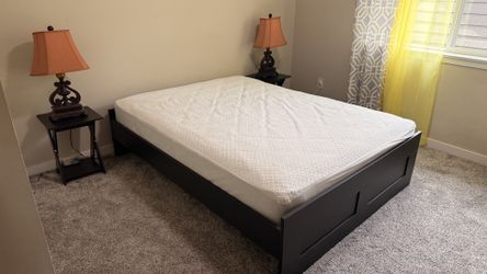 Bedroom Set – Bed Frame With& Clean Mattress And Water Proof Protector(Pet & Smoke Free Home)