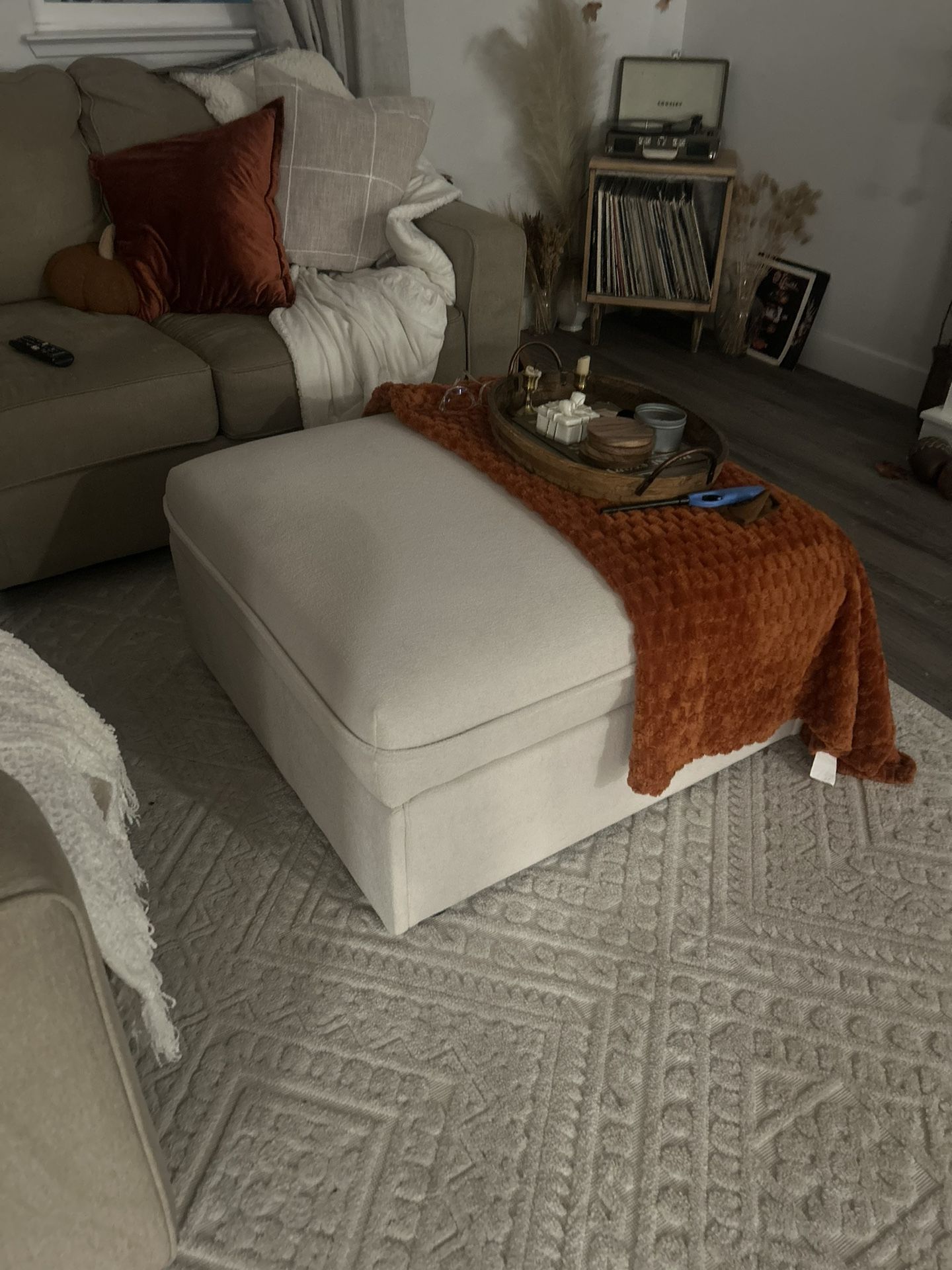 Ottoman with storage