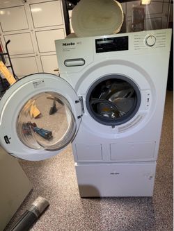 MIELE W1 mobile control washer