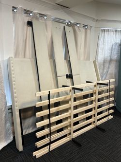 Amazing king size bed frame (easy disassembling)