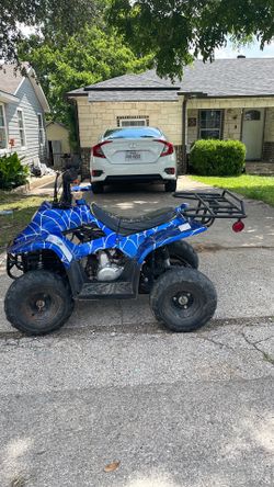 Selling this fourwheeler I need some cash
