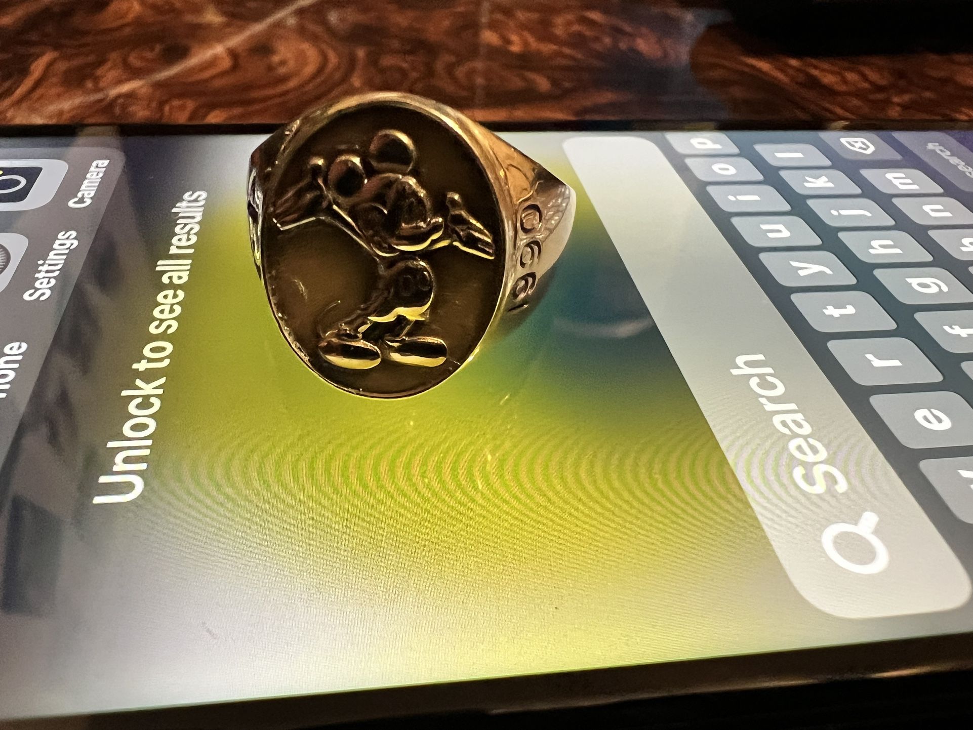 DISNEY GOLD RING