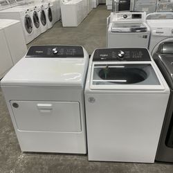 Top Load Whirlpool Washer and Dryer Unit