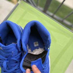 varsity blue jordan 1 high 9