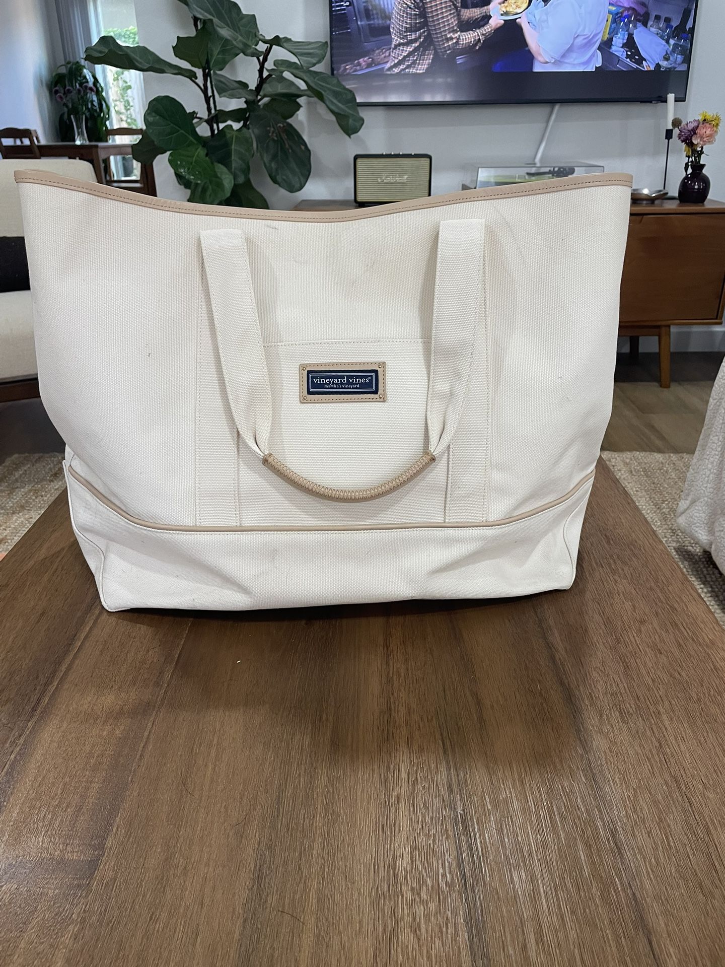 Vineyard Vines Cream Extra Large Beach Tote Bag