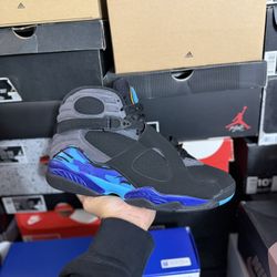 Jordan Aqua 8s size 10 VNDS