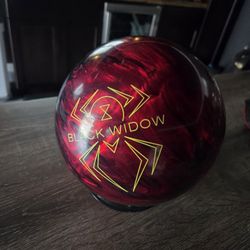 Used Hammer Black Widow Bowling Ball