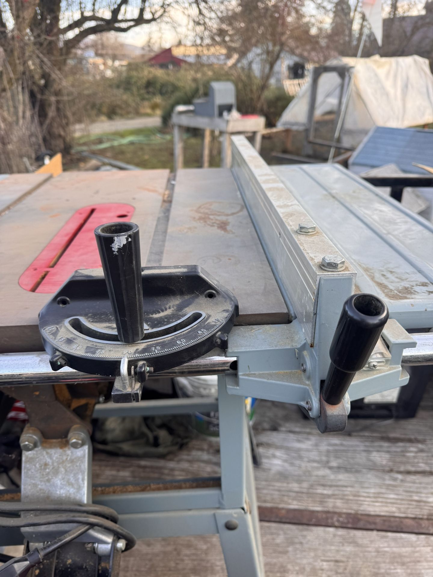 Delta Table saw - Contractor Saw II