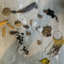 Vintage Jewelry  Scraps For Crafting $15