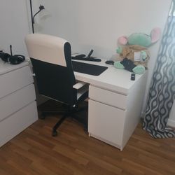 Computer Desk With A Chair