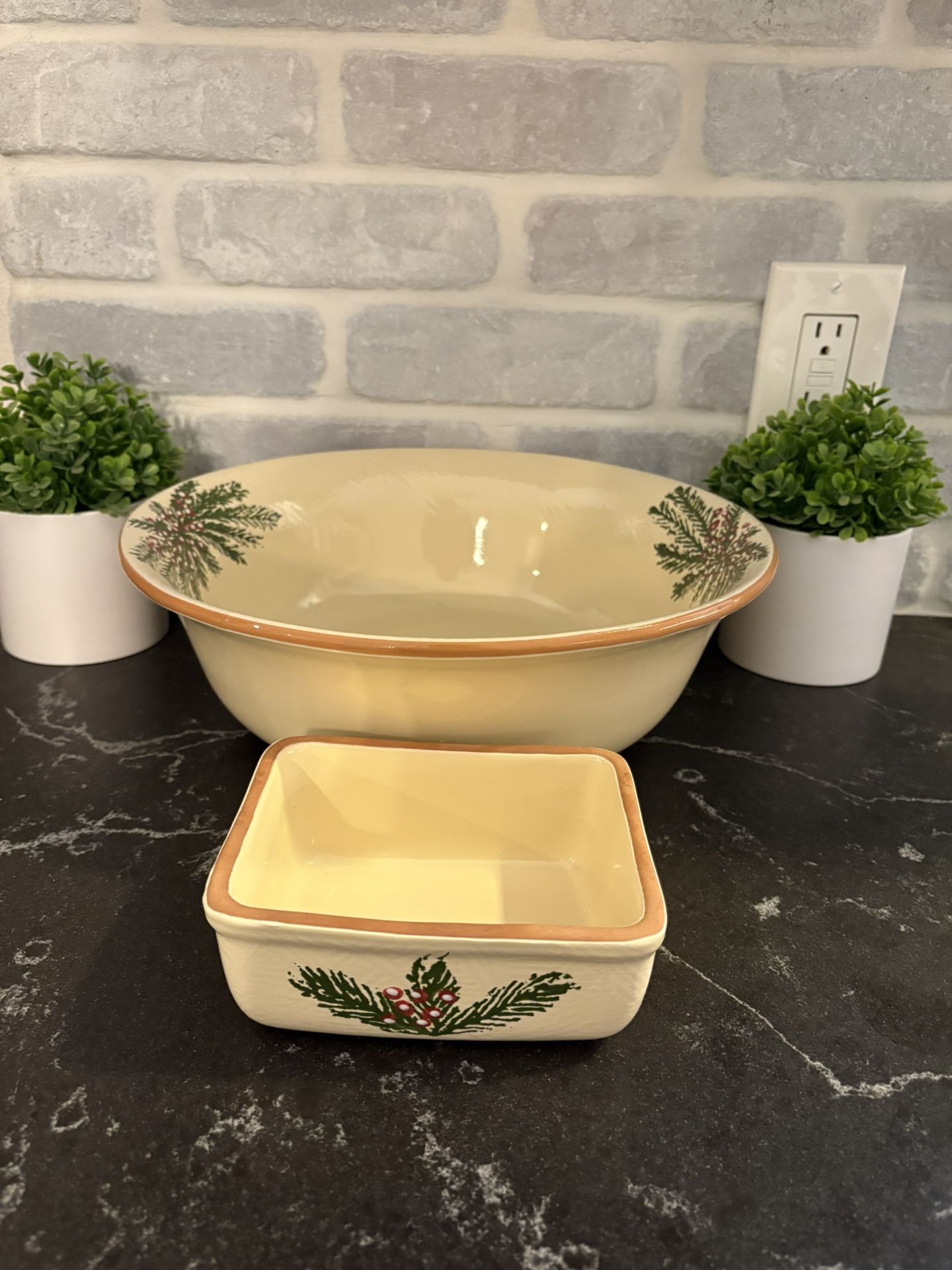 Christmas Furio Mistletoe Bowl & Dip Dish - Made in Italy - Kitchen Party serving ware - Simi Valley