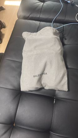 Balenciaga Tracks