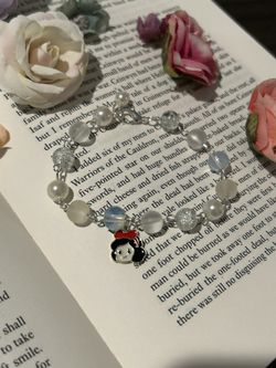 Handmade Snow White Bracelet 