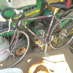 Is There A Racing By A Cigarette On Saturday Road 200 Bucks