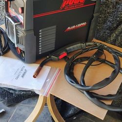 NEW SOLDADORA DIGITAL PARA  VARILLA Y ALAMBRE 20A -135A PRECIO FIRME $120