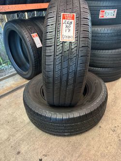 Pair of 265/70/17 lexani LXHT-206