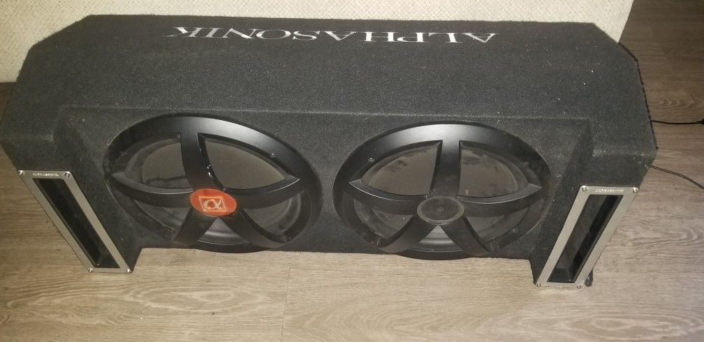 AlphaSonic 12 Inch Speakers W/box & 1500 Amp