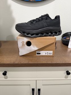On Cloudtilt All Black Women's Size 7