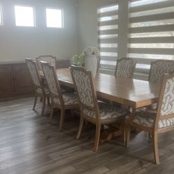 Dinning Table And Hutch No Stian Lile New 