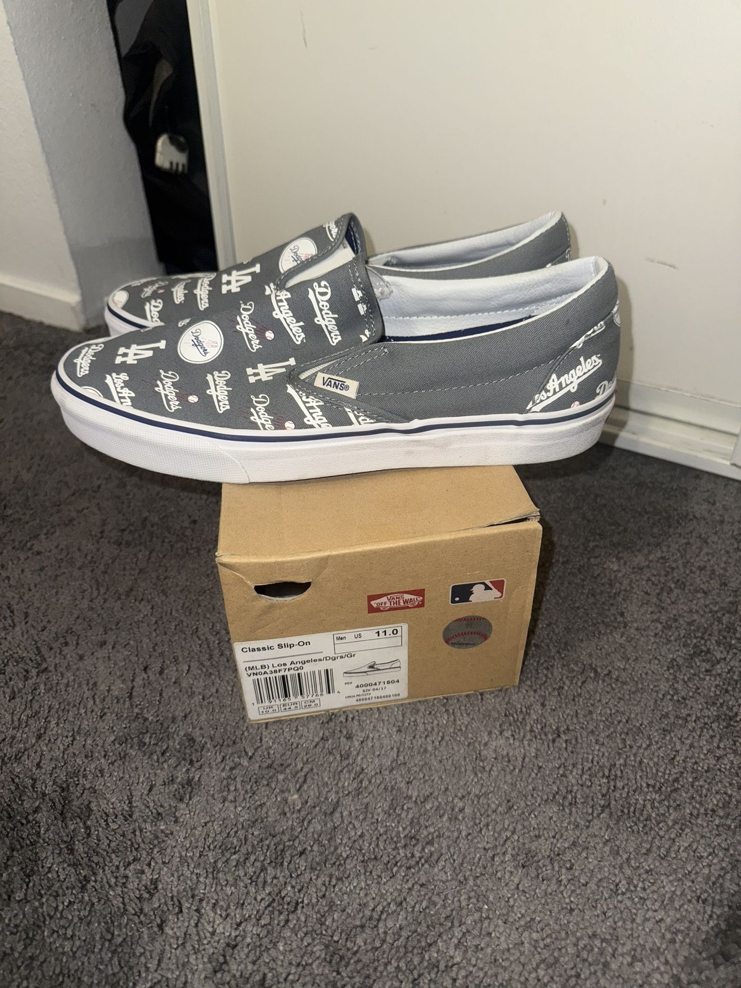 LA Dodgers Vans