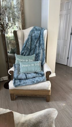 Brand New!! Christmas Decor Bundle