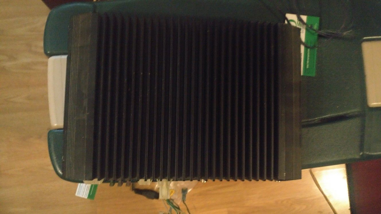 Alpine 350 watt amplifier
