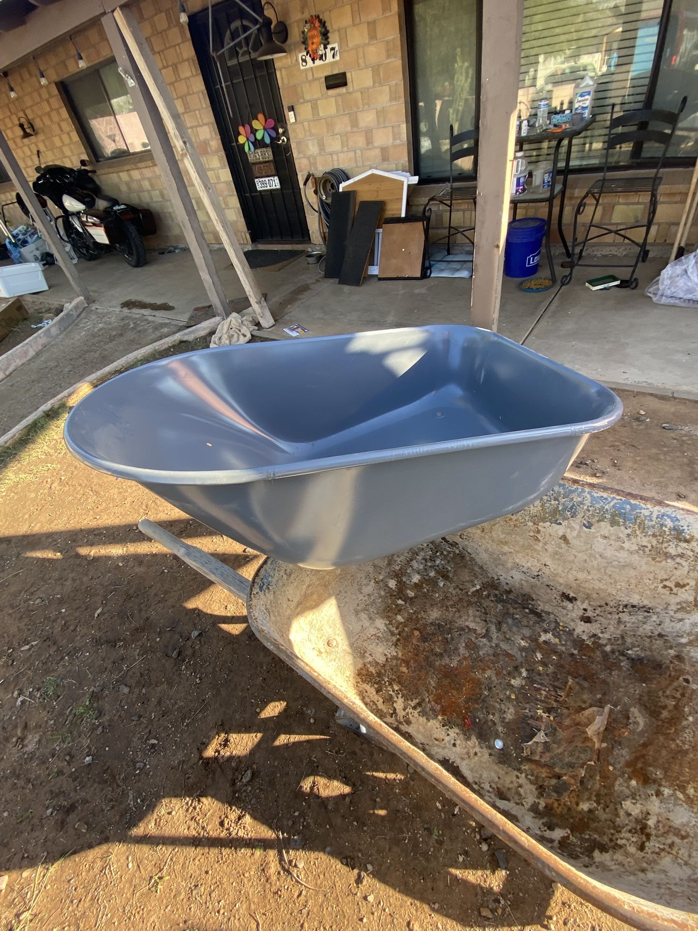 Wheelbarrow Replacement Bucket/(Tub) (Skin) Brand New Tru Temper Solid Steel To Replace Yours In South Scottsdale 101 & E Thomas Rd
