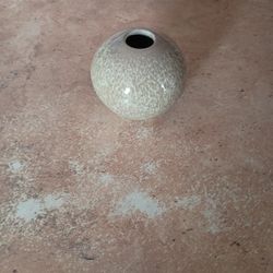 Ceramic Bud Vase With Speckled Design
