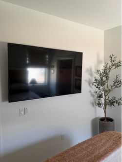 65” Sony LED 4K UHD TV