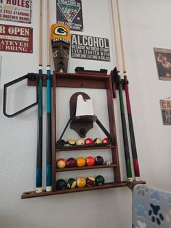 Regulation 8ft pool table