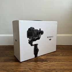 DJI- Ronin-S Gimbal
