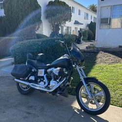 2004 Dyna Lowrider With S&S 124” crate Engine Harley Davidson Custom Chrome