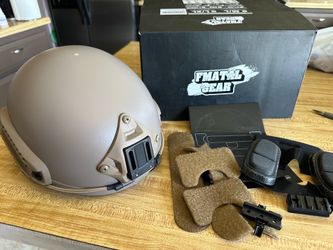 FMATAL GEAR Helmet