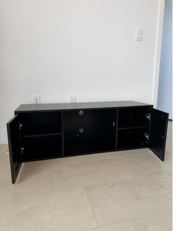 Tv console