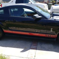 Shelby mustang gt 500