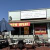Santa Paula Modern Outlet 