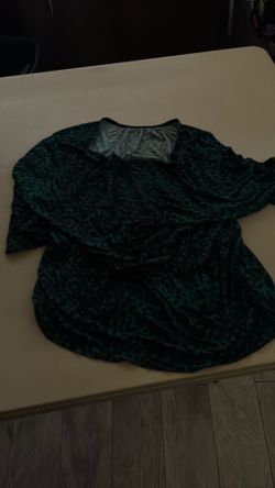 Women’s shirt