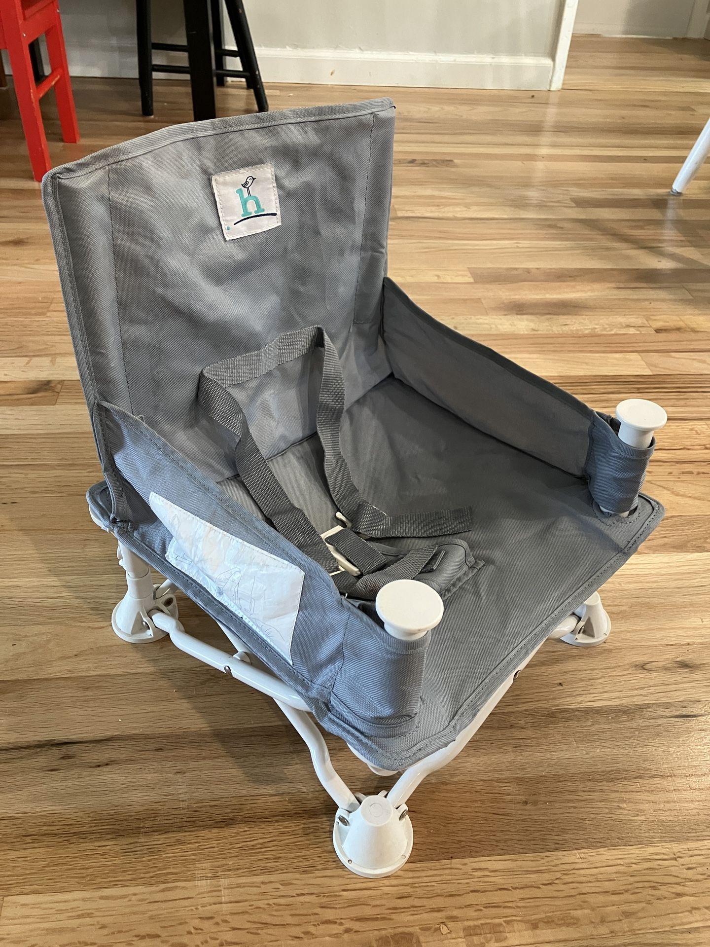 Hiccapop Omniboost Travel Booster Seat