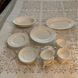 Royal Doulton Dinning Set