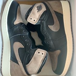 Jordan 1 Retro High OG Palomino Size 6Y / 7Y