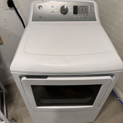 GE Dryer Energy Star 7.4 Cu Ft