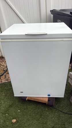 Frigidaire Chest Freezer