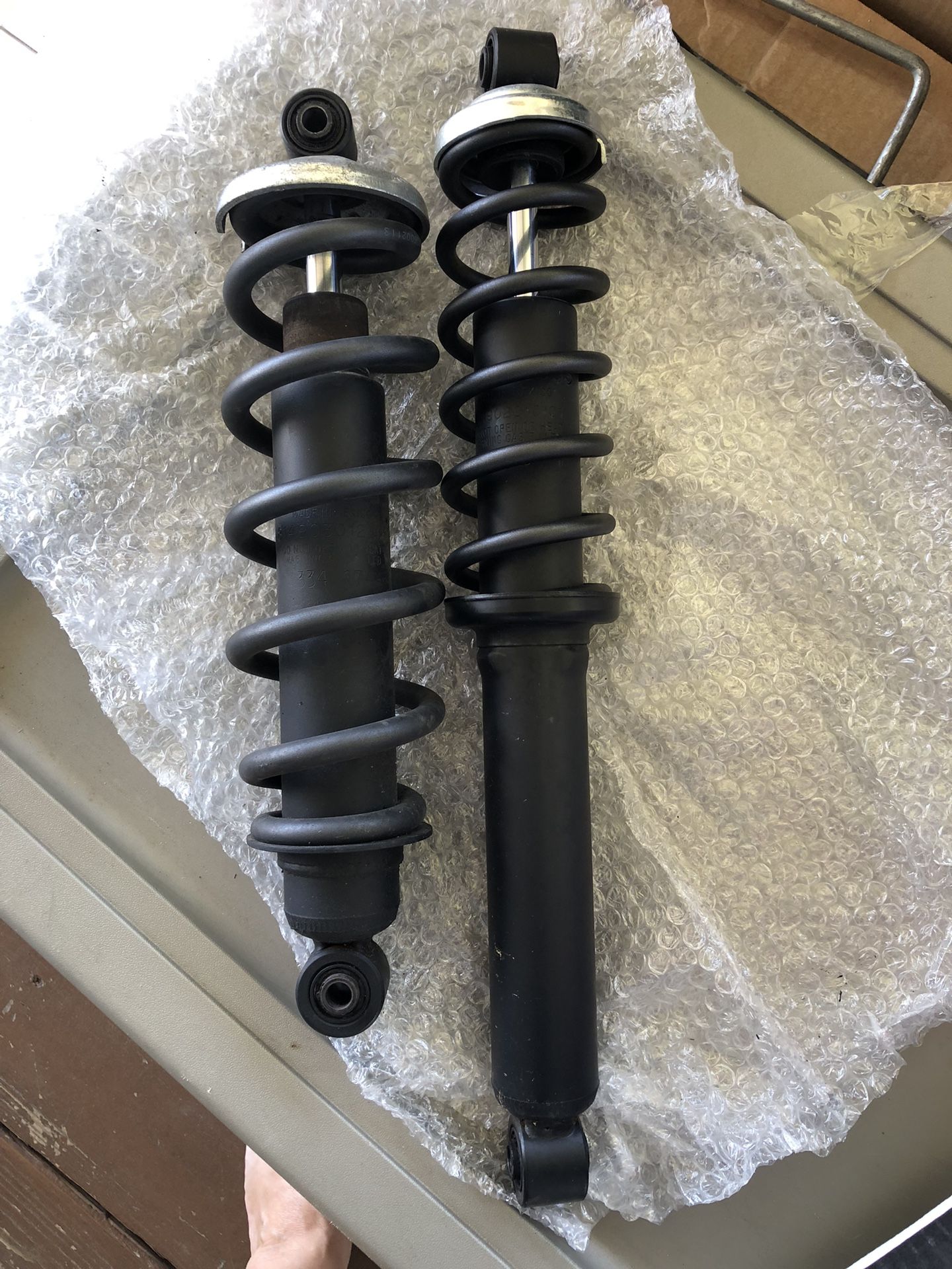 Cam Am Spyder Shocks