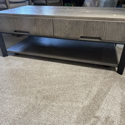 Coffee Table For sale. 