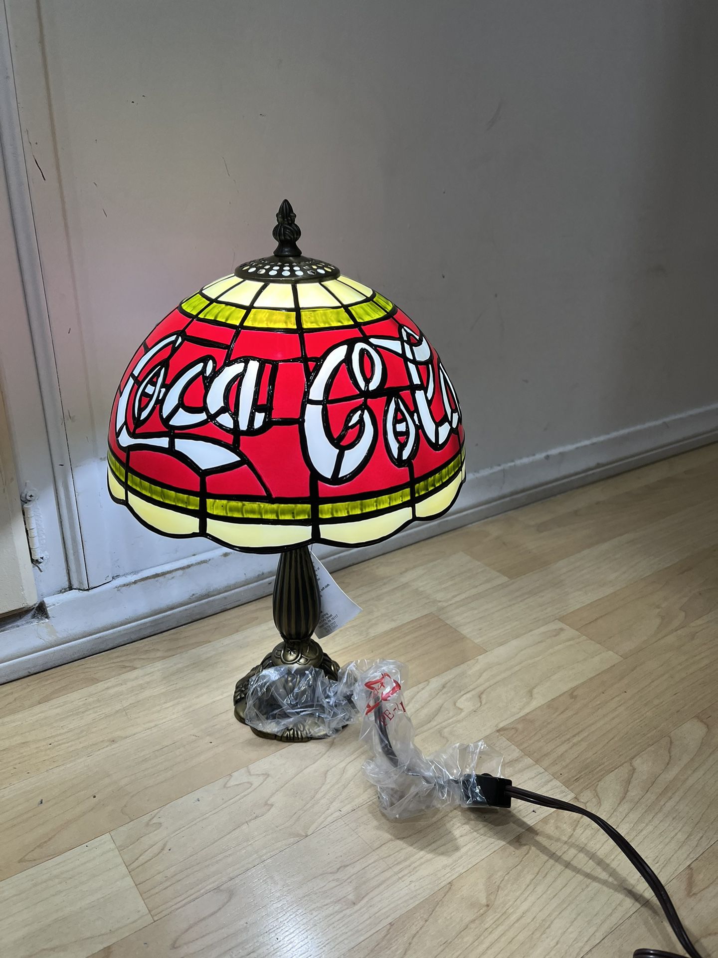Vintage 15-1/2” Coca Cola Tiffany Style Plastic Stained Glass Shade 