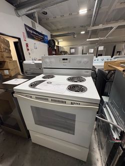 Whirlpool White Electric Coil Range