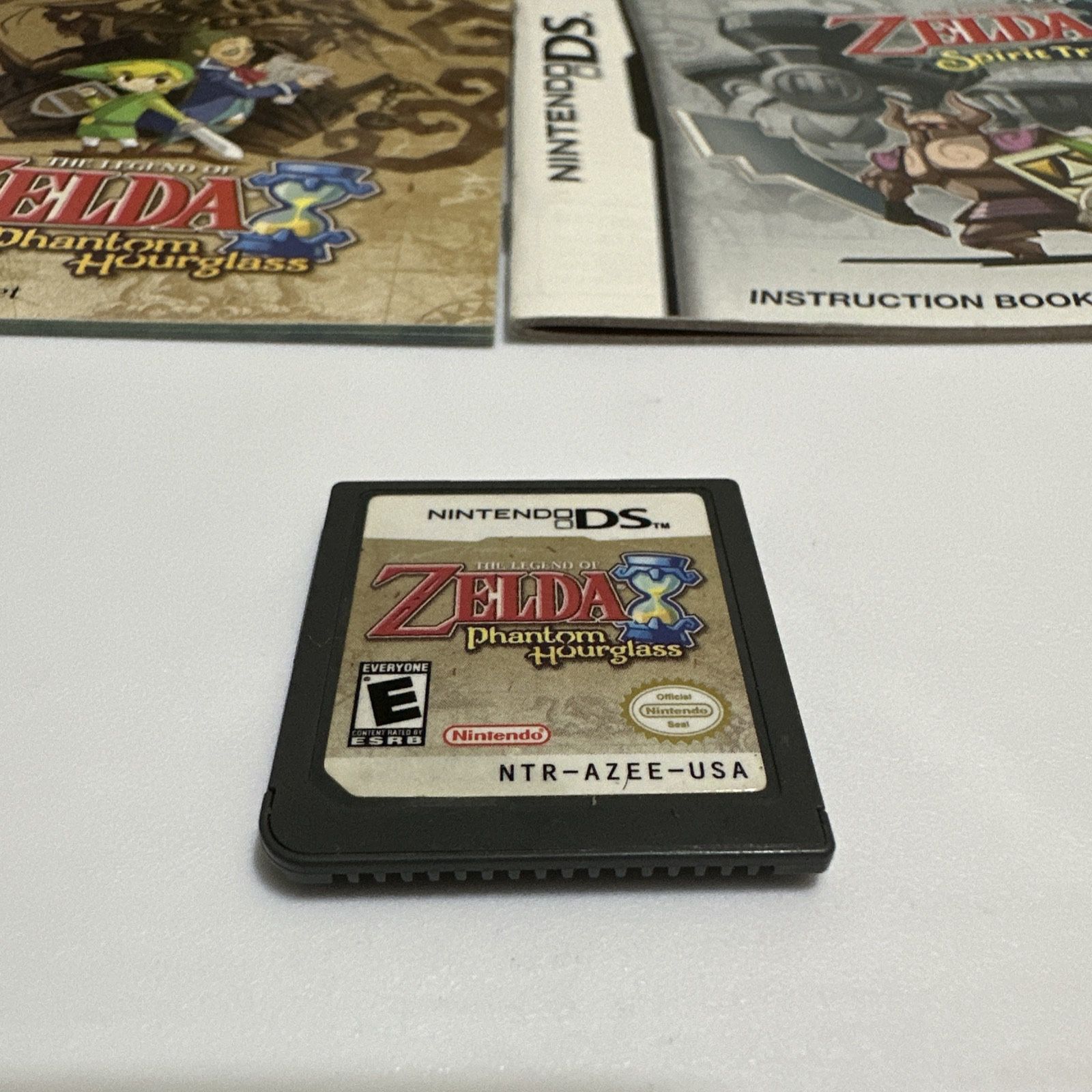  The Legend of Zelda: Phantom Hourglass - Nintendo DS : Video  Games