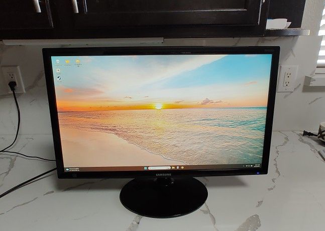 Samsung 24" PC Monitor
