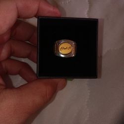 Size 9 Huf Ring